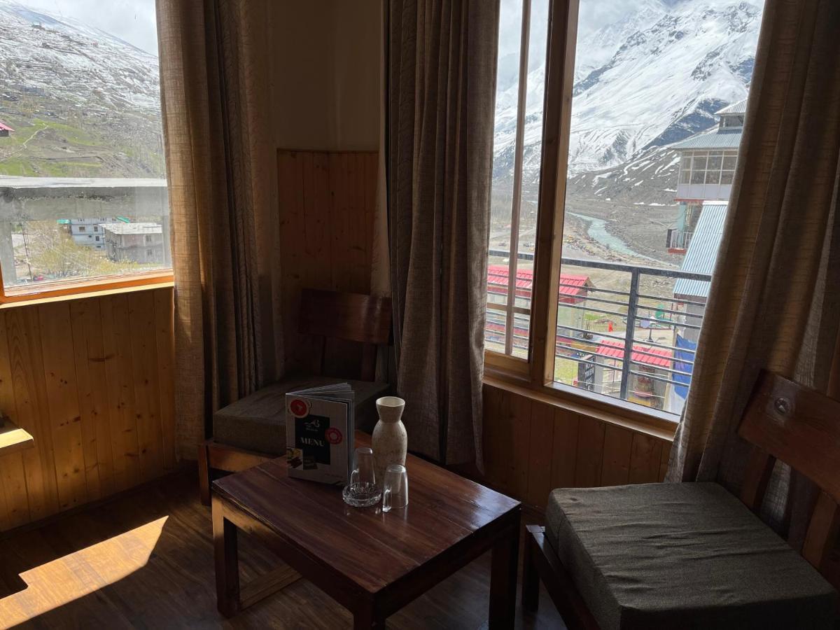 Hotel The Bulevar - Whispering Willows Sissu Esterno foto