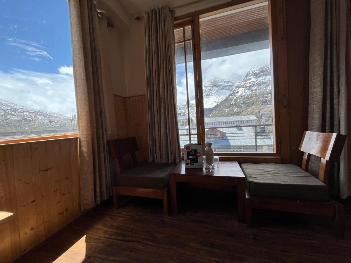 Hotel The Bulevar - Whispering Willows Sissu Esterno foto