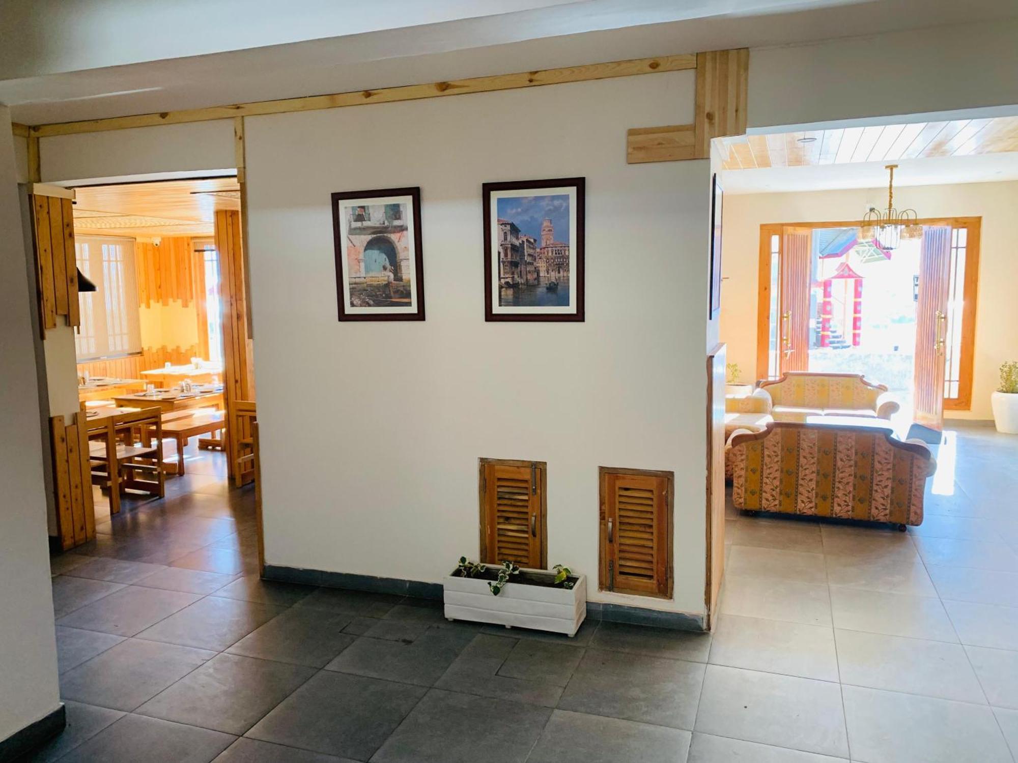 Hotel The Bulevar - Whispering Willows Sissu Esterno foto