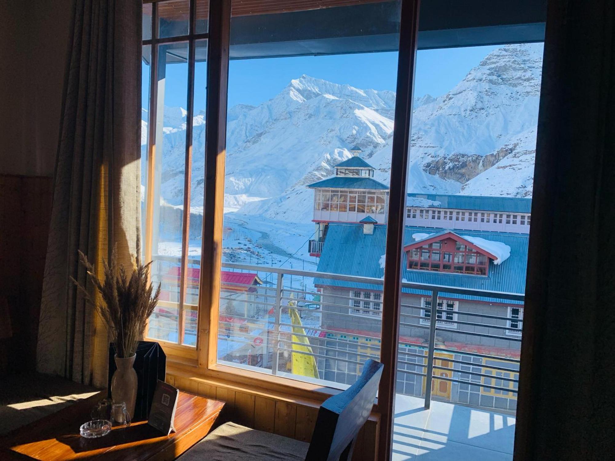 Hotel The Bulevar - Whispering Willows Sissu Esterno foto