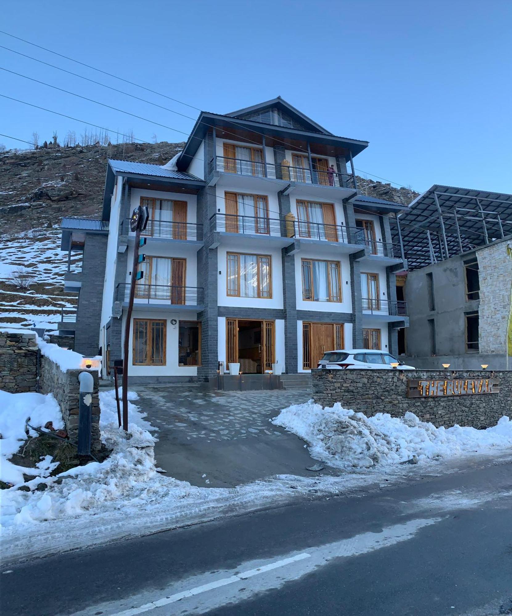 Hotel The Bulevar - Whispering Willows Sissu Esterno foto